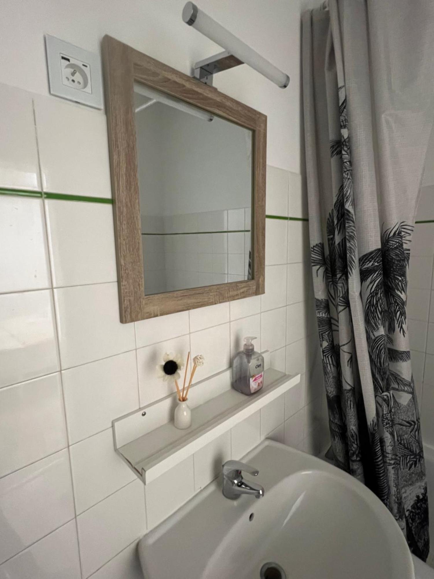 Appartement Lumineux A 2 Pas D'Enghien Montmorency Luaran gambar